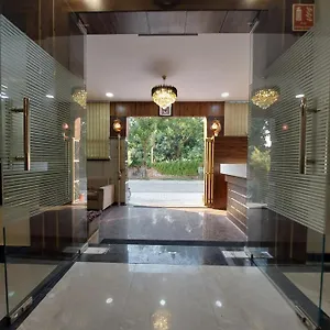 Taj Point Manage By Taj Sunrise Group Habitación en casa particular